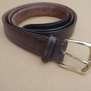 Vintage Mens soft brown leather belt with square gold buckle 40 USA